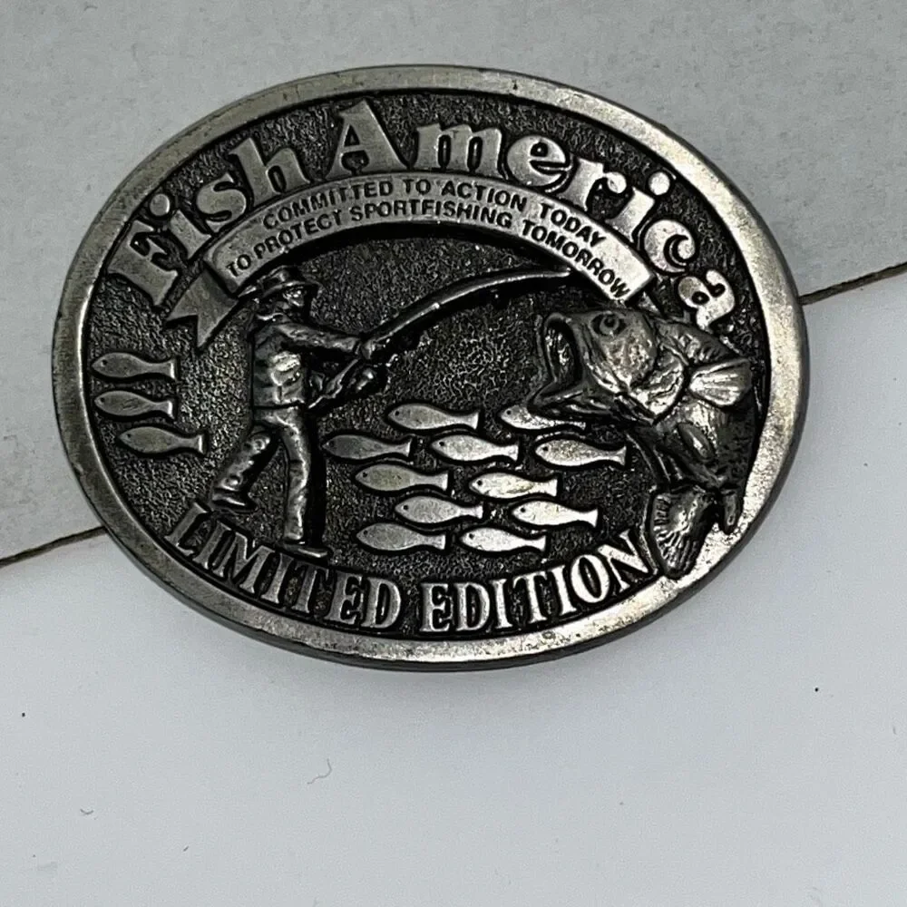 The Great American Buckle Co Mens Gray Fish American Limited Edition Belt Buckle